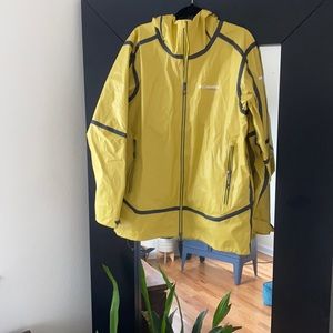 COLUMBIA OUTDRY JACKET